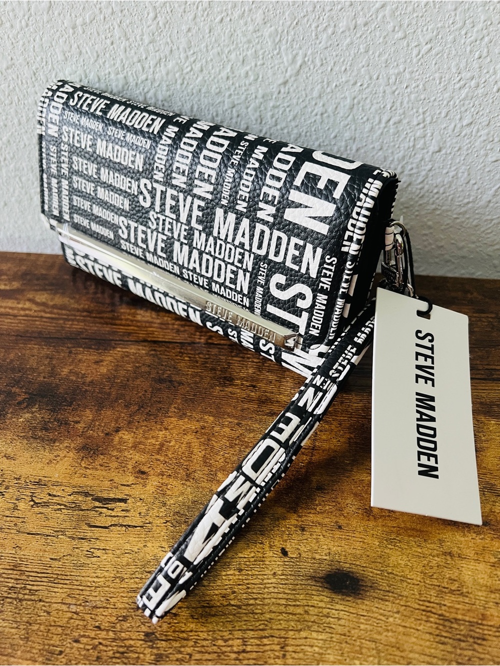 NWT Steve Madden Logo Wristlet Wallet Black White Clutch Y2K Street Style